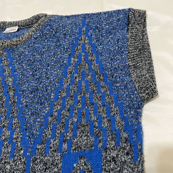 Womens Vintage Sweater Vest Fortune Knits USA Blue Grey  23” Chest pit to pit - Picture 6 of 12